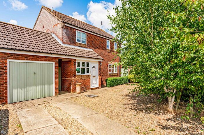 3 Bedroom Detached House For Sale In Southgate Way, Briston, NR24