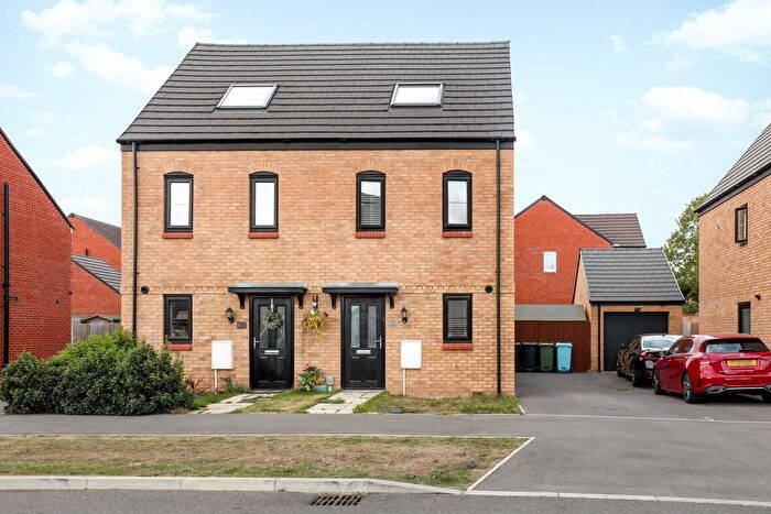 3 Bedroom Semi Detached House For Sale In Stockburn Road, Barton Seagrave, NN15