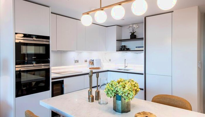 2 Bedroom Flat To Rent In Edgware Road, London, W2