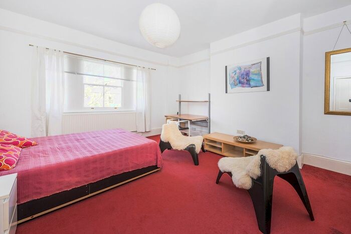 Studio To Rent In Uxbridge Road, Kingston Upon Thames, KT1