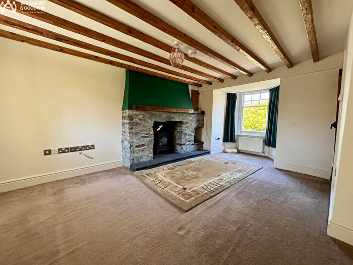 3 Bedroom Cottage For Sale In Caergeiliog, Holyhead, Anglesey, LL65