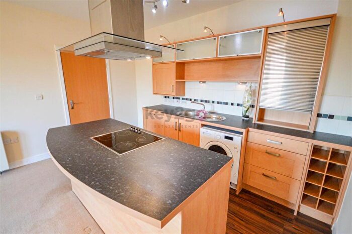 1 Bedroom Flat To Rent In Oxclose Park Gardens, Halfway, Sheffield, S20