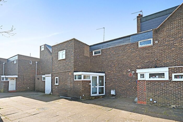 3 Bedroom Terraced House For Sale In Friendship Walk, Northolt, UB5