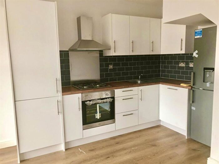 1 Bedroom Apartment To Rent In Hendon Way, London, NW2