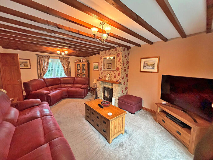 4 Bedroom Detached House For Sale In Springfield Close, Leyburn, DL8