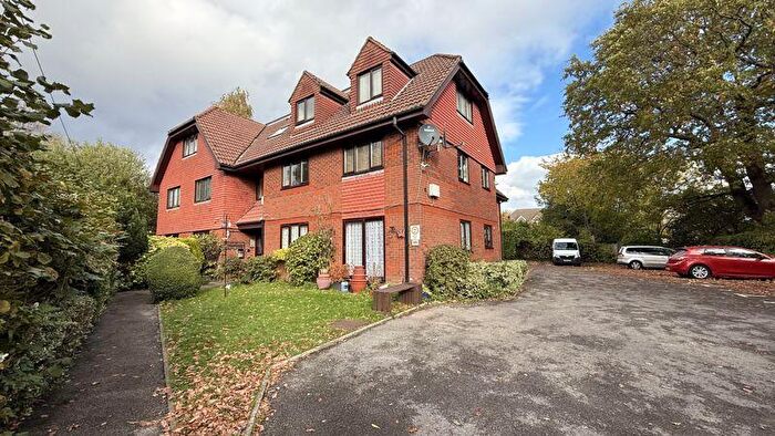 1 Bedroom Apartment For Sale In Aldermoor Road, Southampton, SO16