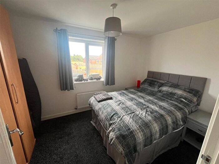 3 Bedroom End Of Terrace House For Sale In Friars Close, Northallerton, North Yorkshire, England, DL6