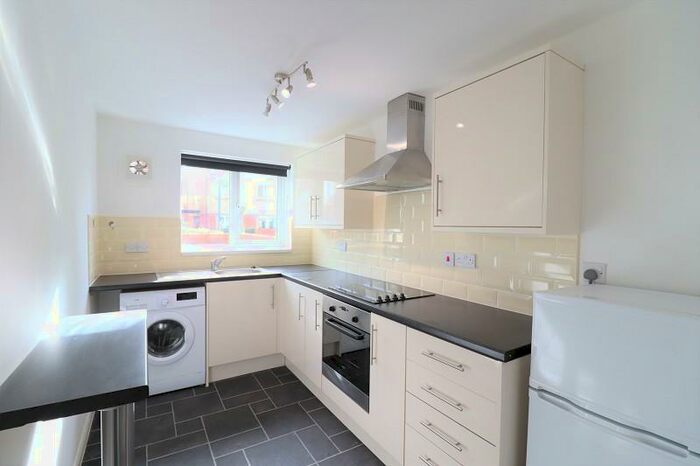 2 Bedroom Maisonette To Rent In Highmoor, Maritime Quarter, Swansea, City And County Of Swansea., SA1