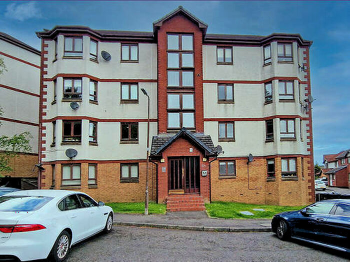 2 Bedroom Flat To Rent In Waverley Crescent, Livingston, EH54
