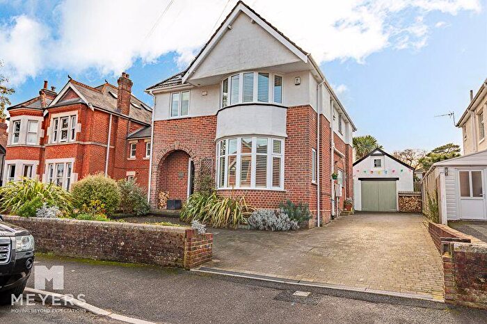 5 Bedroom Detached House For Sale In Richmond Wood Road, Queens Park, BH8