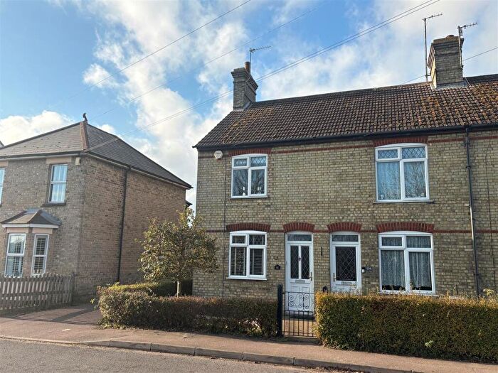 2 Bedroom End Of Terrace House To Rent In Hitchin Road, Arlesey, SG15