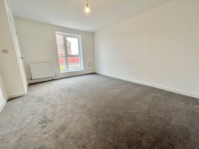 3 Bedroom Property To Rent In Buttercup Crescent, Walsall, WS3