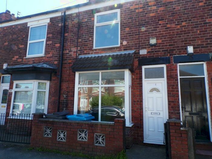 2 Bedroom Terraced House To Rent In Endymion Street, Hull, HU8