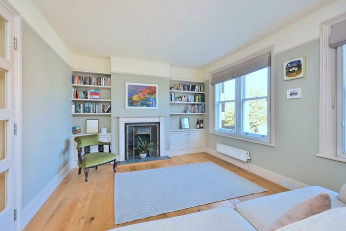 1 Bedroom Apartment To Rent In The Broadway, Barnes, SW13