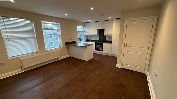 1 Bedroom Flat To Rent In C Limes Grove, London, SE13