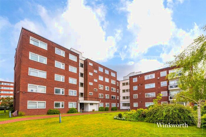 2 Bedroom Apartment To Rent In Ballards Lane, Finchley, London, N3