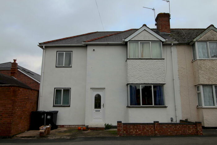 7 Bedroom Semi-Detached House To Rent In Eagle Street, Leamington Spa, CV31