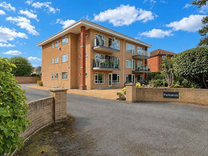 2 Bedroom Apartment For Sale In Parklands - Grosvenor Road, Westbourne, BH4