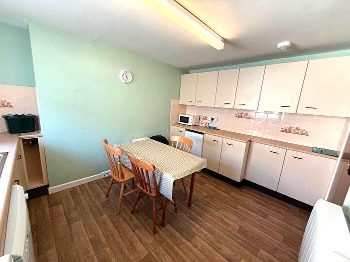 2 Bedroom Flat To Rent In Chalybeate Street, Aberystwyth, SY23