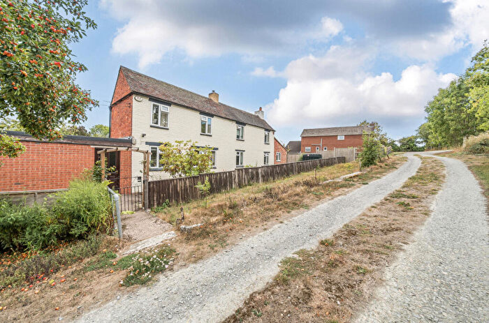 4 Bedroom Detached House For Sale In Hillend, Twyning, Tewkesbury, GL20