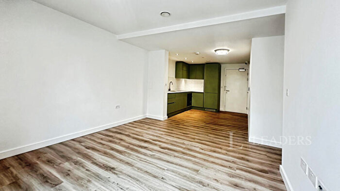 2 Bedroom Flat To Rent In Calibra Court, Kimpton Road, LU2
