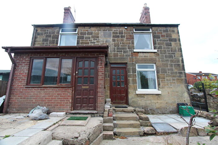 2 Bedroom Semi-Detached House For Sale In Heol Llewelyn, Coedpoeth, LL11