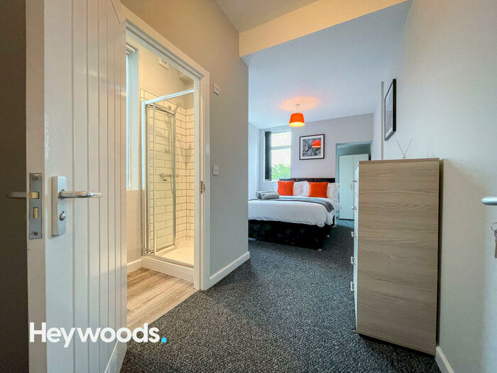 1 Bedroom House Of Multiple Occupation To Rent In Room, Birches Head Road, Stoke-on-Trent, ST1