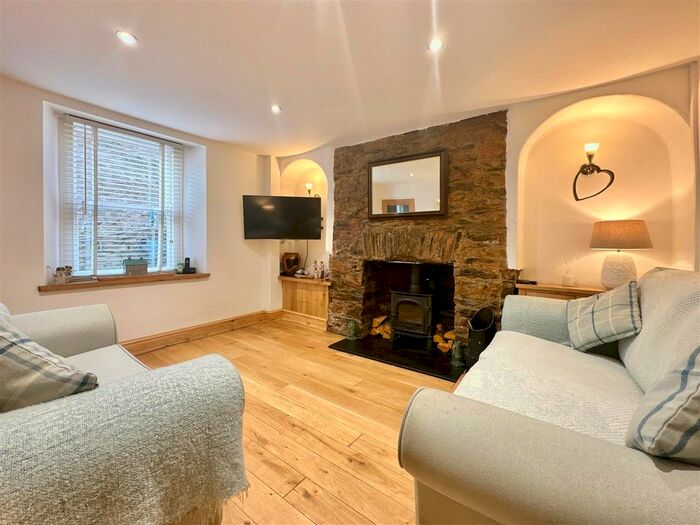 3 Bedroom Terraced House For Sale In Temperance Place, Brixham, TQ5