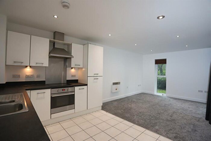 2 Bedroom Apartment To Rent In Palatine Road, Northenden, M22