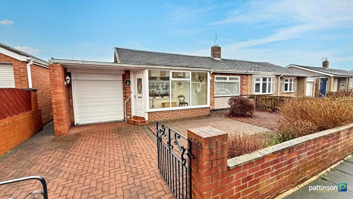 2 Bedroom Semi-Detached Bungalow For Sale In Beechwood Avenue, Choppington, Northumberland, NE62