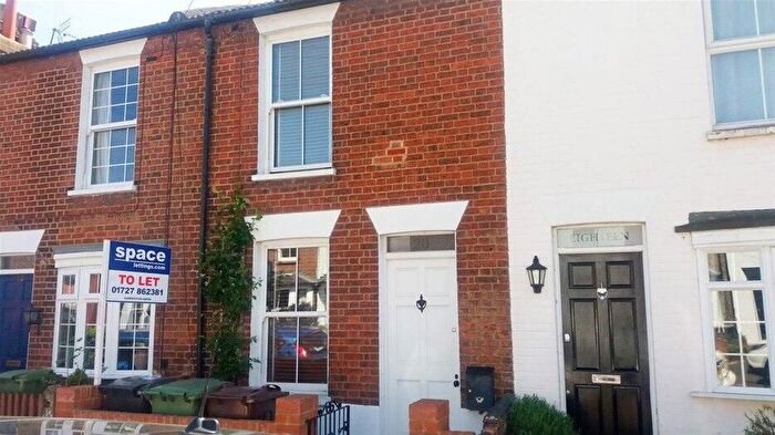 2 Bedroom House To Rent In Culver Road, St Albans, AL1