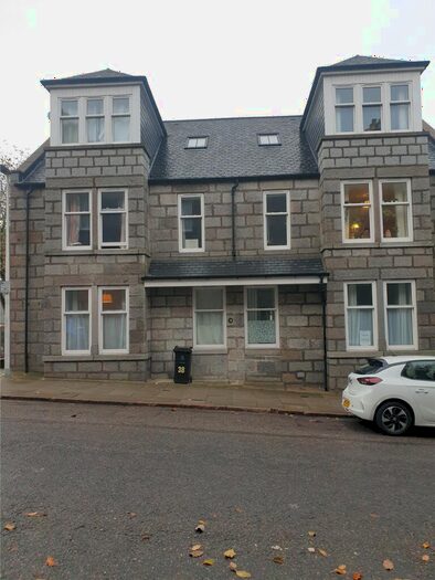 2 Bedroom Flat To Rent In Orchard Street, City Centre, Aberdeen, AB24