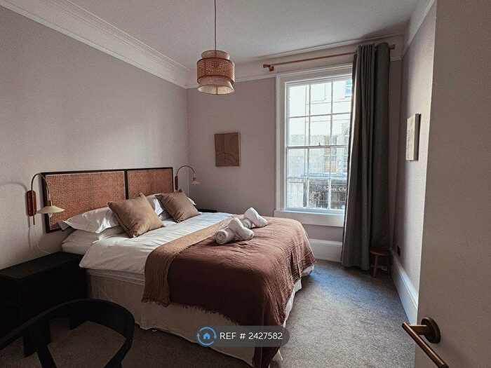 2 Bedroom Flat To Rent In Broad Street, Bath, BA1