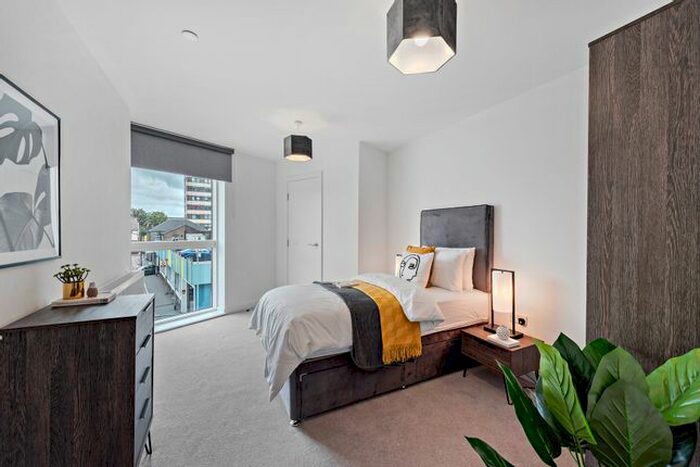 1 Bedroom Flat To Rent In Blyth Road, Hayes UB3