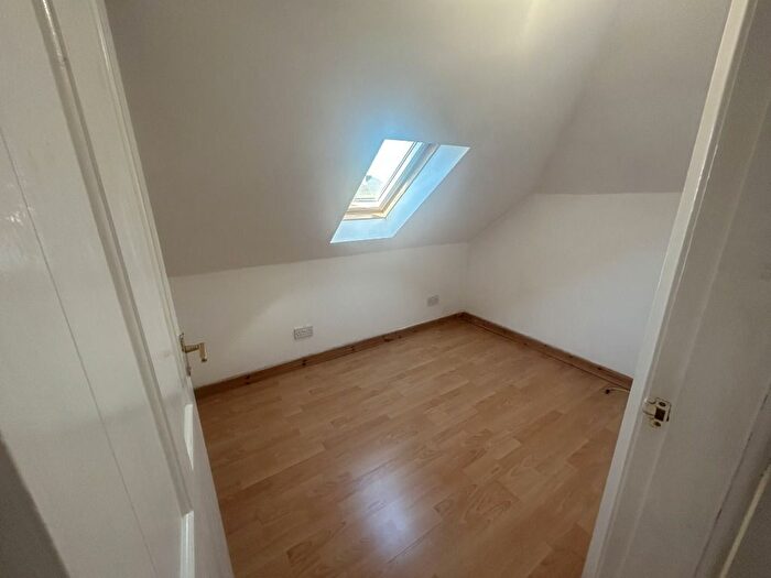 3 Bedroom Flat To Rent In Moidart Place, Craigton, Glasgow, G52