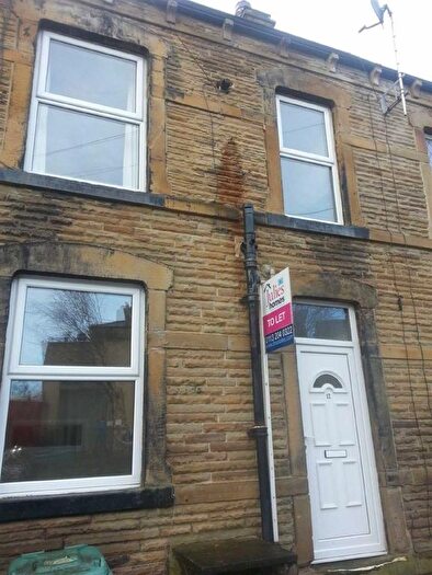 2 Bedroom Terraced House To Rent In New Bank Street, Morley, Leeds, LS27