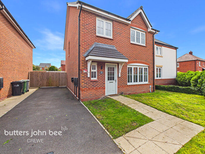 4 Bedroom Detached House For Sale In Hotspur Road, Crewe, CW1
