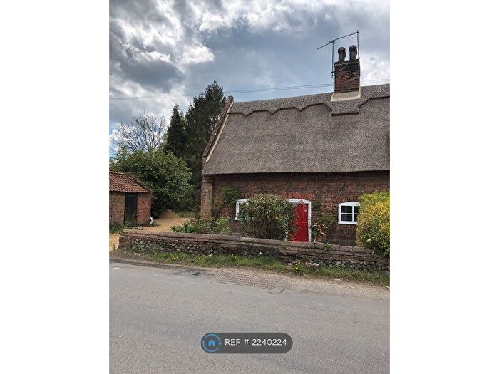 2 Bedroom Semi-Detached House To Rent In Brooke Street, Buxton, NR10