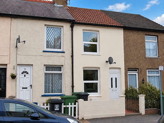 2 Bedroom Terraced House To Rent In Fearnley Street, Watford, WD18