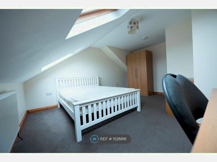 5 Bedroom Terraced House To Rent In Hatherley Road, Reading, RG1