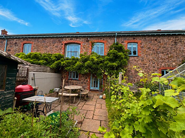 4 Bedroom Barn Conversion To Rent In Rewe Barton, Rewe, Exeter, EX5
