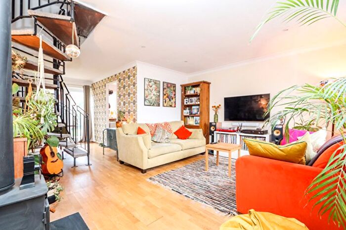 3 Bedroom Terraced House For Sale In Fosseway, Clevedon, BS21