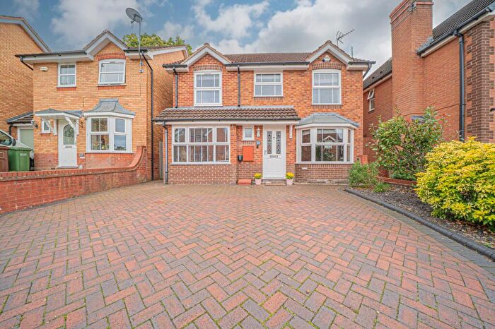 5 Bedroom Detached House For Sale In Woodperry Avenue, Solihull, B91
