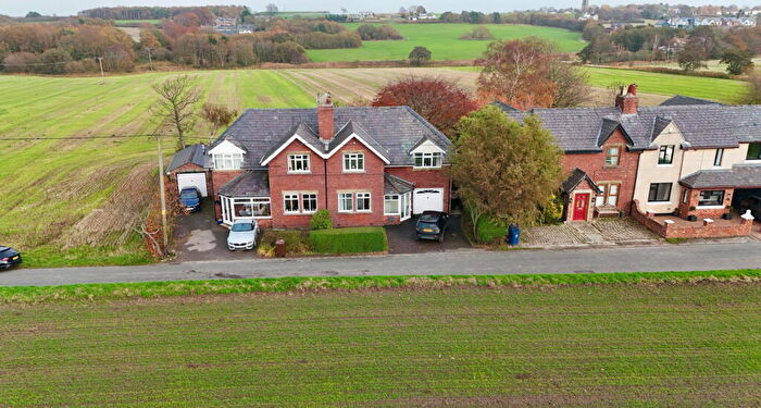 5 Bedroom Semi-Detached House For Sale In Booths Lane, Aughton, L39