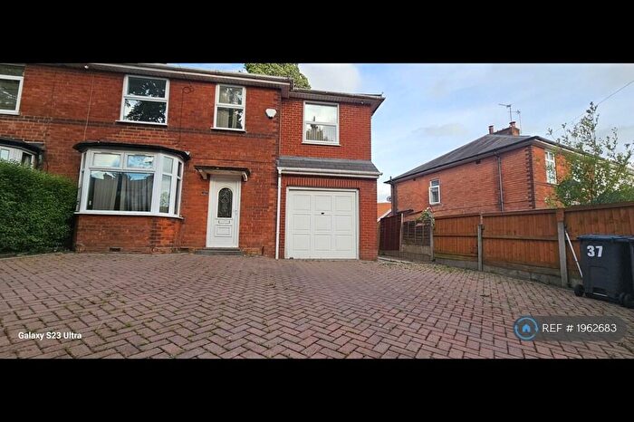 4 Bedroom Semi-Detached House To Rent In Dudley Park Road, Birmingham, B27