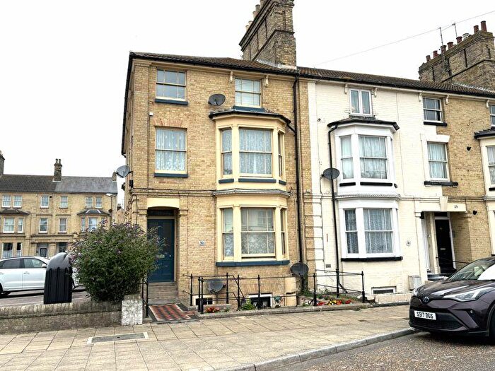 1 Bedroom Flat To Rent In Marine Parade, Lowestoft, NR33