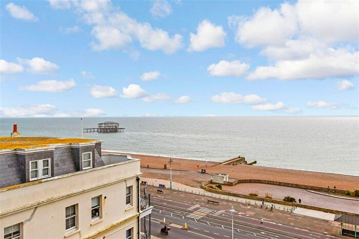 3 Bedroom Flat For Sale In Kings Road, Brighton, East Sussex, BN1