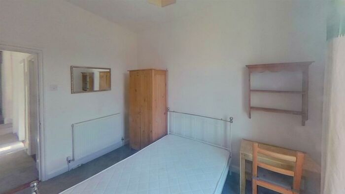 5 Bedroom Terraced House To Rent In Fratton Road, Fratton, Portsmouth, PO1