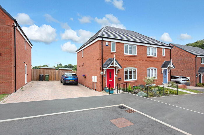 3 Bedroom Semi-Detached House For Sale In Kidderminster, Worcestershire, DY10