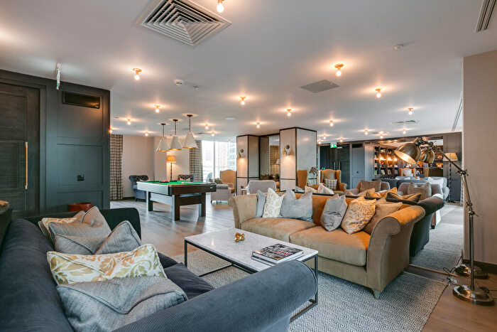 1 Bedroom Flat To Rent In Ostro Tower, Harbour Way, London, E14